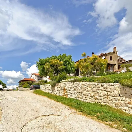 Fuer 4 Personen Ca 50 Qm In Rogocana, Istrien Bucht Von Rasa Apartment