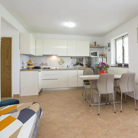 Fuer 4 Personen Ca 50 Qm In Rogocana, Istrien Bucht Von Rasa Apartment Labin (Istria)